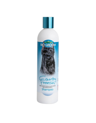 Country Freesia™ Aloe Vera &amp; Chamomile Dog Shampoo